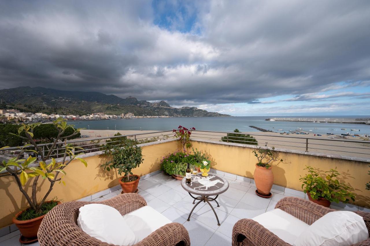 Hotel Sabbie D'Oro Giardini Naxos Exterior foto