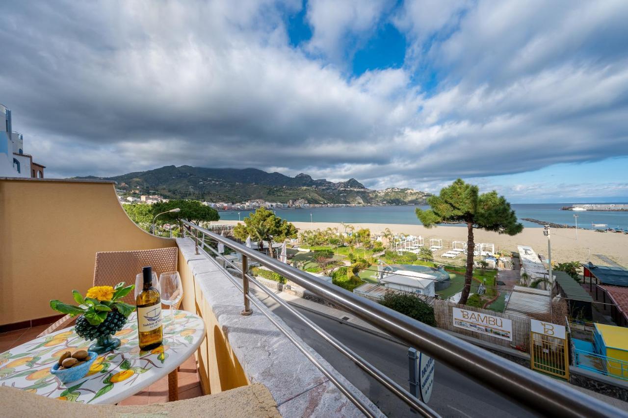 Hotel Sabbie D'Oro Giardini Naxos Exterior foto